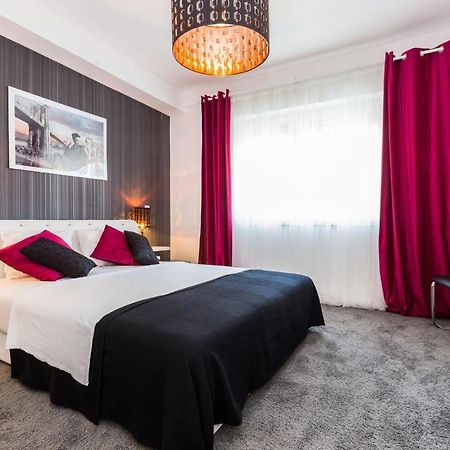 Apartments Elizabeth บีโอกราดนาโมรู ภายนอก รูปภาพ
