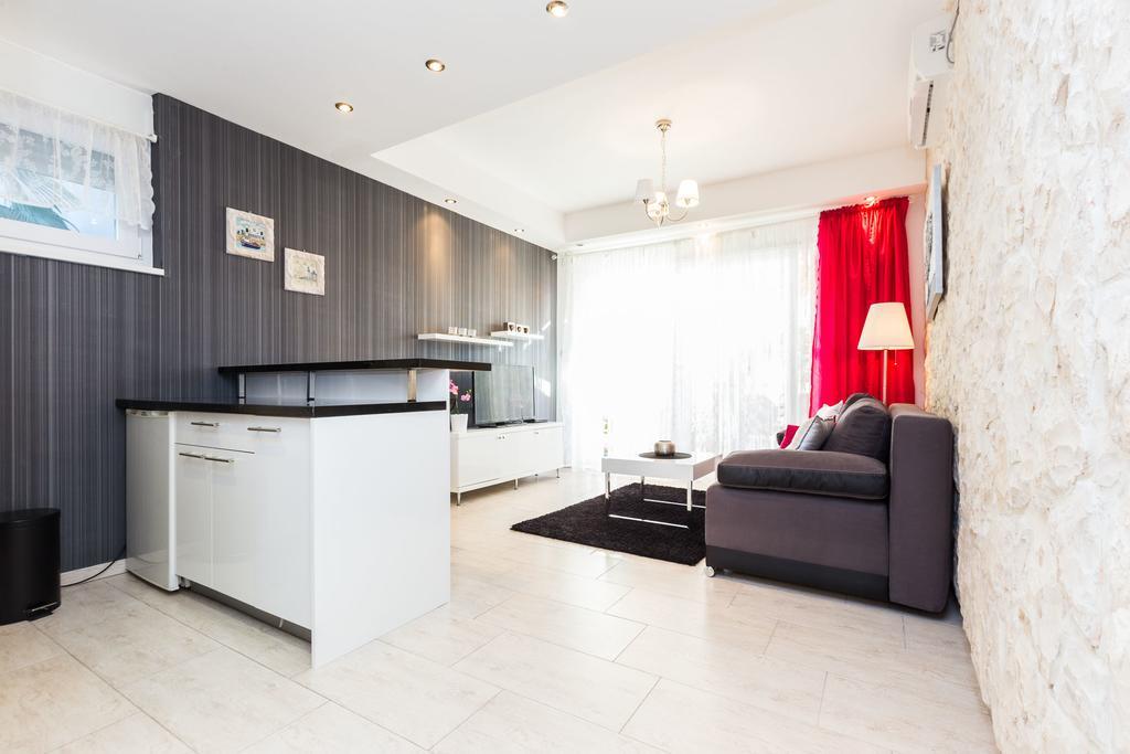 Apartments Elizabeth บีโอกราดนาโมรู ภายนอก รูปภาพ